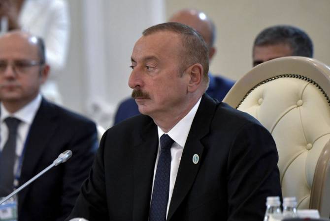 Ильхам Алиев уволил главу своей администрации после 24 лет работы