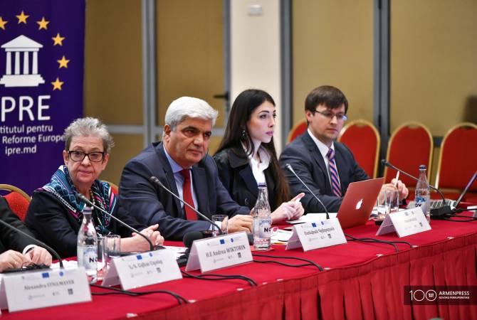 ԵՄ դեսպանը բարձր է գնահատում վիզաների ազատականացման համար անդամ 
երկրների հետ Հայաստանի աշխատանքը