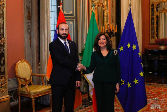 Арарат Мирзоян встретился с председателем Сената Италии Марией Элизабетой Альберти 
Казелати

