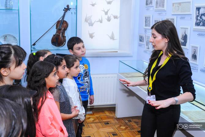  Սպենդիարյանի երաժշտական կրթօջախի առաջին դասարանցիները երդվեցին բարձր 
պահել կոմպոզիտորի անունը
