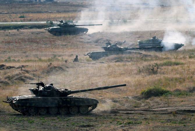 Tank battalion in Artsakh holds LFX drills 