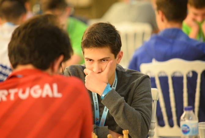 Юные шахматисты на Всемирной Олимпиаде пока на 14-м месте

