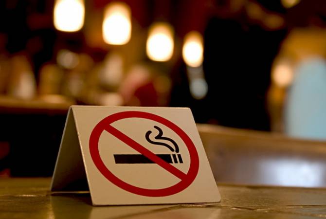  В Австрии вступил в силу полный запрет на курение в барах и ресторанах 
