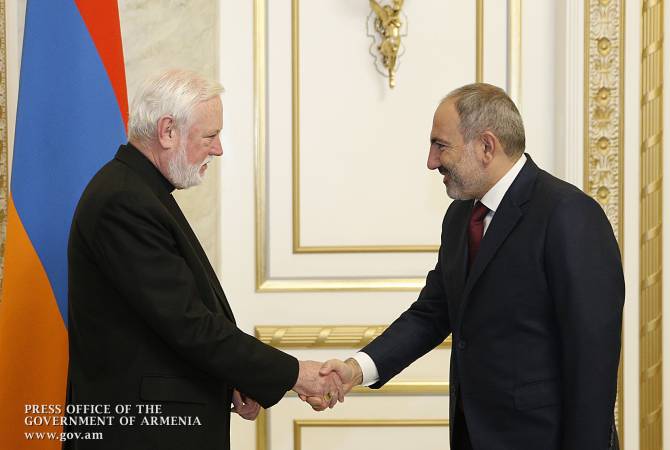 PM Pashinyan meets with Secretary for Relations with States of Holy See