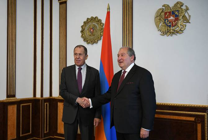 رئيس الجمهورية أرمين سركيسيان يستقبل وزير الخارجية الروسي سيرجي لافروف ووفده