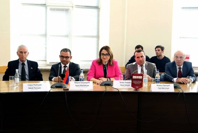 Тигран Хачатрян принял участие в круглом столе-обсуждении в АГЭУ

