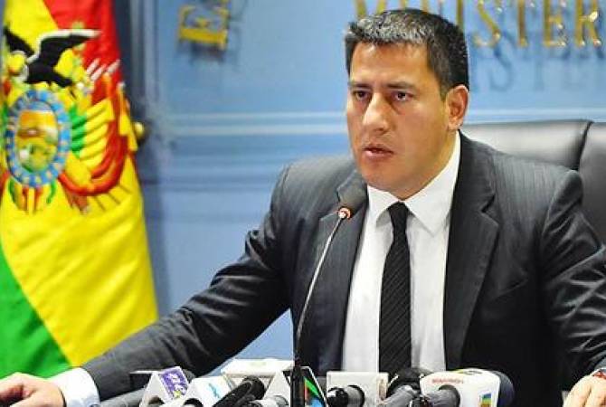 Министр обороны Боливии подал в отставку