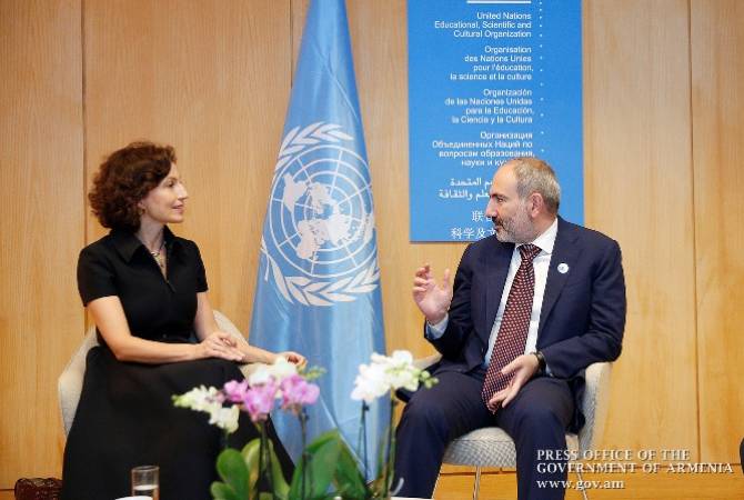 PM Pashinyan meets with UNESCO Director-General in Paris