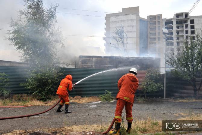 Увеличение числа пожаров за последние дни МЧС считает следствием безответственного 
поведения