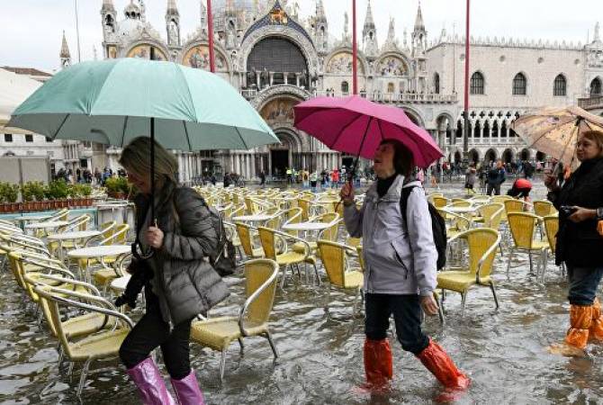 Жертвами наводнения в Венеции стали два человека
