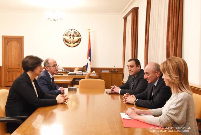 Президент Арцаха принял председателя Совета Общественной телерадиокомпании 
Армении

