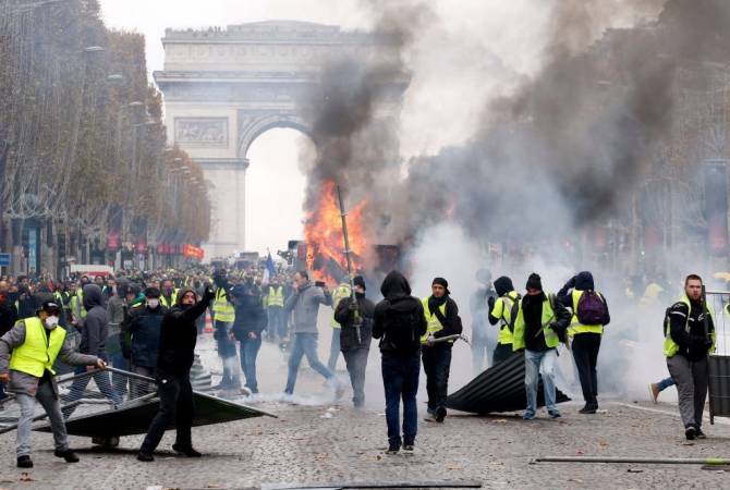 Ֆրանսիայում «դեղին բաճկոնավորների» բողոքներից վնասը կազմել Է 2,5 մլրդ եվրո. RTL 
