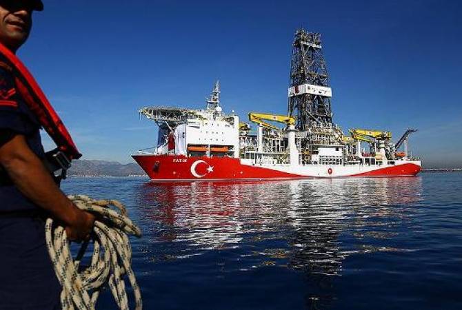 Турция начала бурение у берегов Кипра, несмотря на угрозу санкций Евросоюза
