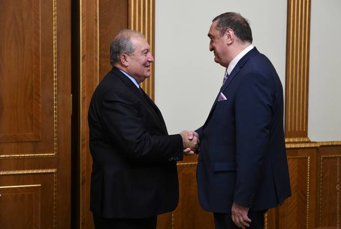 Президент Армении принял председателя Фонда сотрудничества Грузии Давида 
Саганелидзе