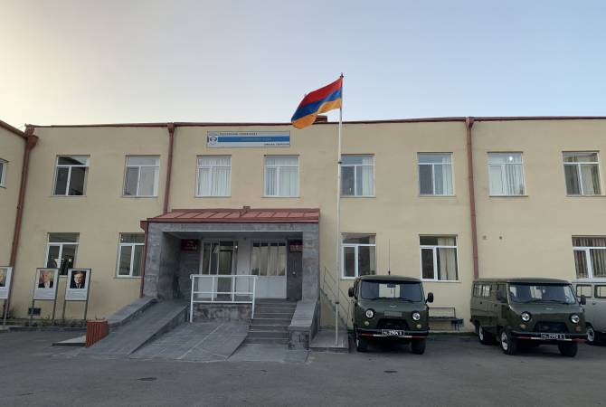 По технической  оснащенности Зангезурский  гарнизонный госпиталь не уступает 
столичным  больницам