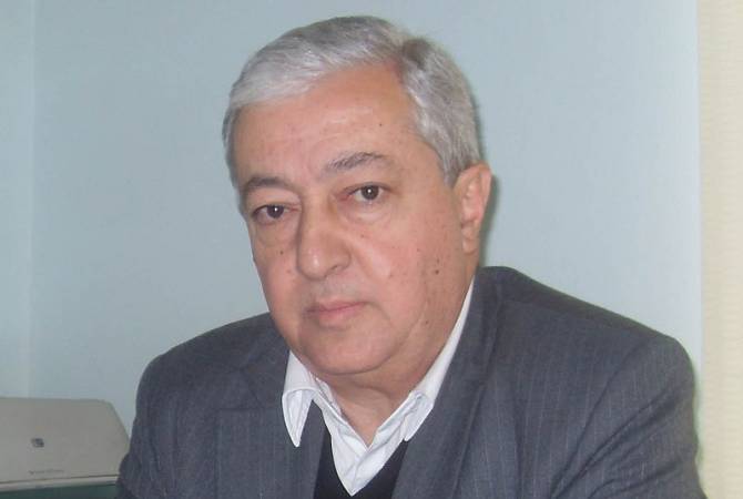Литературовед Аветик Исаакян награжден медалью Мовсеса Хоренаци


