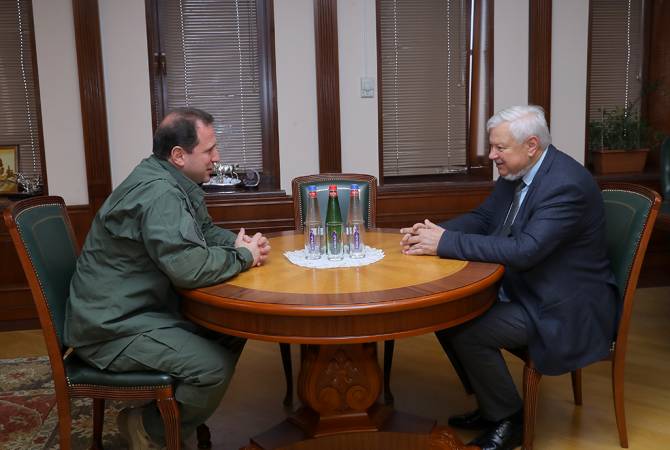Defense Minister, OSCE’s Andrzej Kasprzyk discuss situation at state border and LoC 
