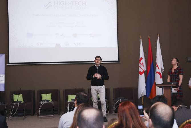 Аршакян приветствовал участников Форума “Укрепление областей стимулированием 
высоких технологий”

