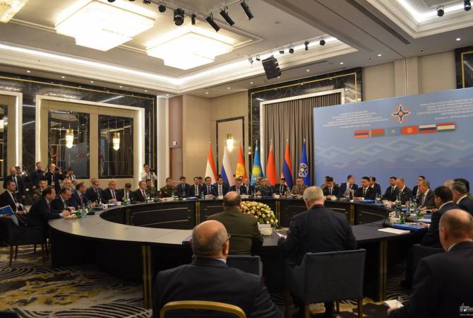 FM Mnatsakanyan highlights holding to accepted approaches on NK conflict by CSTO member 
states