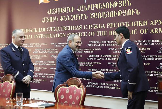 Pashinyan  a participé à une séance  consacrée à la Journée de l’agent du Service spéciale 
d'enquête