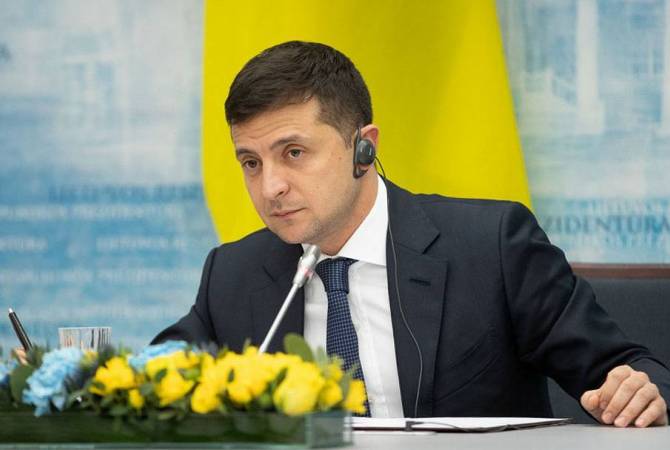  Зеленский считает, что США могут помочь Киеву в ситуации с Крымом 