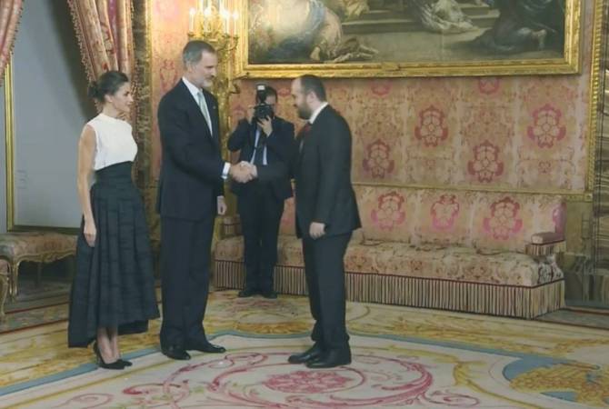 Armenian environment minister chats with King Felipe VI of Spain during Climate Change 
reception 
