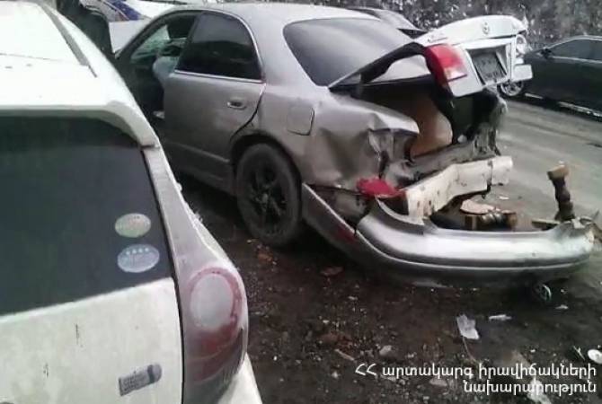 Երևան-Գյումրի ավտոճանապարհին բախված 2 ավտոմեքենաների վարորդները և 
ուղևորները հոսպիտալացվել են