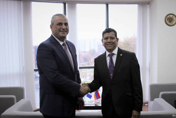 Le vice-ministre des Affaires étrangères  a reçu la délégation du Guatemala
