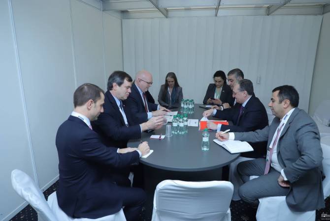 Зограб Мнацаканян  встретился с заместителем помощника госсекретаря США по делам 
Европы и Евразии