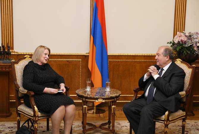 Le Président Sarkissian a reçu l'Ambassadrice de Finlande en Arménie