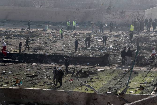 В Тегеране сообщили, что разбившийся украинский Boeing 737 загорелся в воздухе