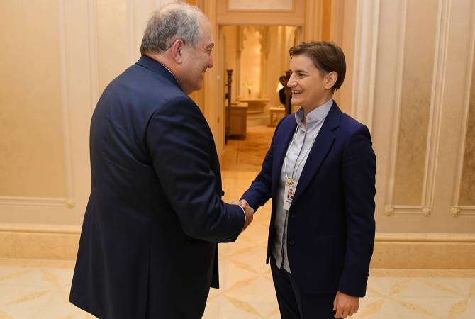 الرئيس أرمين سركيسيان يلتقي رئيسة وزراء صربيا آنا برنابيتش بأبو ظبي وبحث العلاقات العميقةبين البلدين