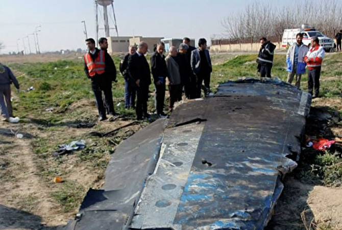 Иран отправил черный ящик сбитого украинского самолета во Францию