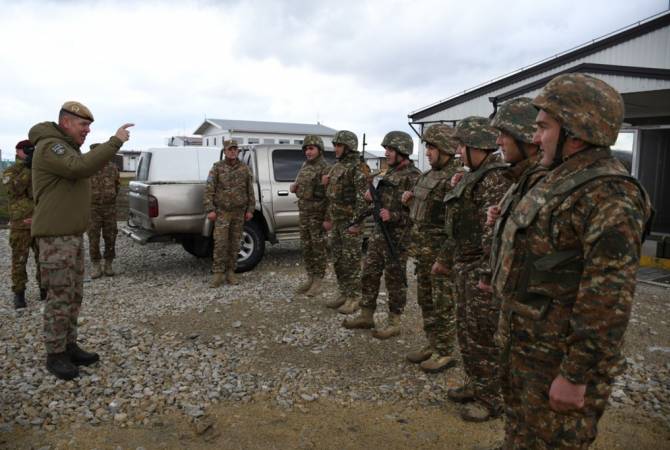 Генерал НАТО высоко оценил готовность миротворцев Армении