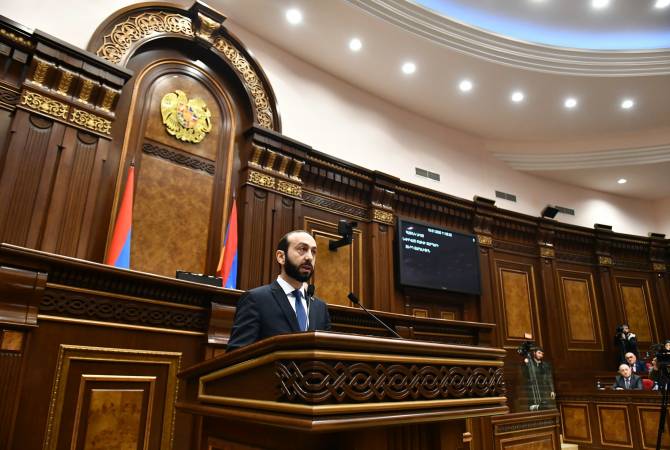 Важна  правильная  оценка  международной  общественности  погромов армян в  Баку — 
Арарат Мирзоян