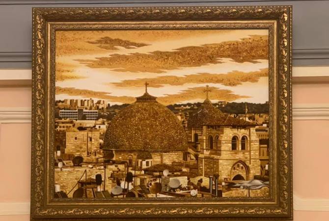 Подарок президента Палестины Армянскому патриарху Иерусалима