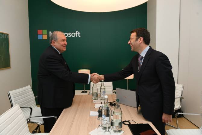 الرئيس أرمين سركيسيان يلتقي بإطار منتدى دافوس نائب الرئيس التنفيذي لشركة مايكروسوفت جودسون ألتهوف