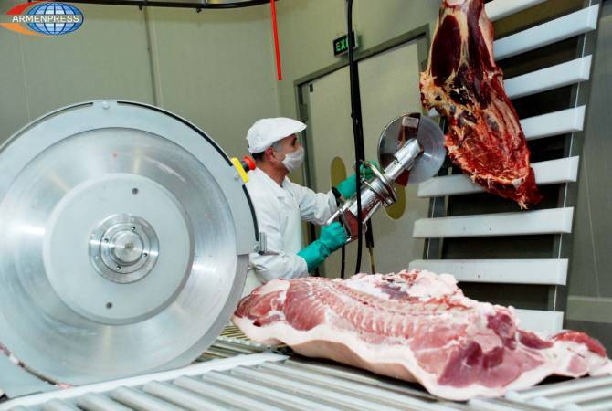 Government ready to postpone decision of mandatory slaughterhouse butchering until July 1