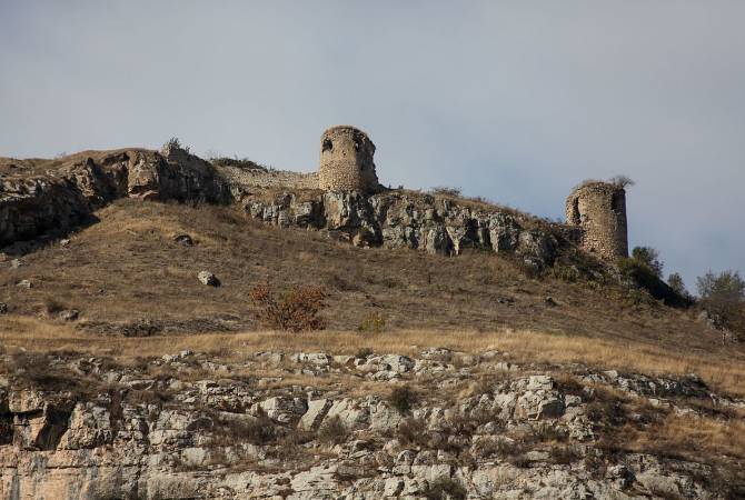 Газета “Айастани Анрапетутюн”: В 2020 году будут законсервированы три башни 
Шушинской крепости

