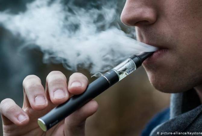 ВОЗ призывает ограничить рекламу электронных сигарет