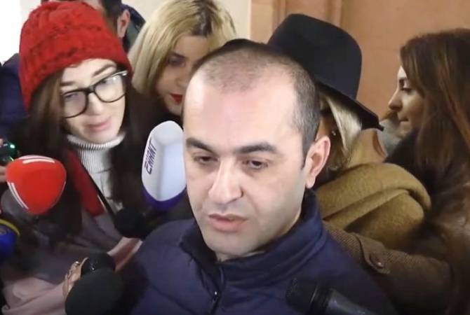 Адвокат Товмасяна требует копии решения суда о разрешении на проведение обыска

