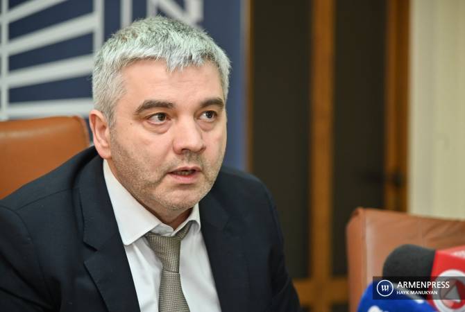 Премьер-министр Армении освободил от должности заместителя министра экономики


