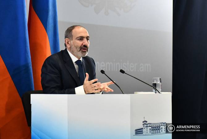 Ответственными за мир в  регионе  Пашинян считает глав Азербайджана, Армении и 
Арцаха
