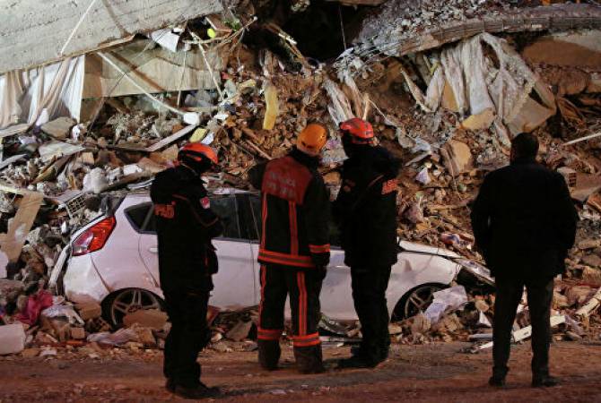 Число жертв землетрясения в Турции достигло 39