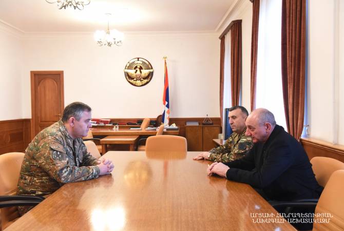 Бако Саакян принял начальника Генерального штаба ВС Армении