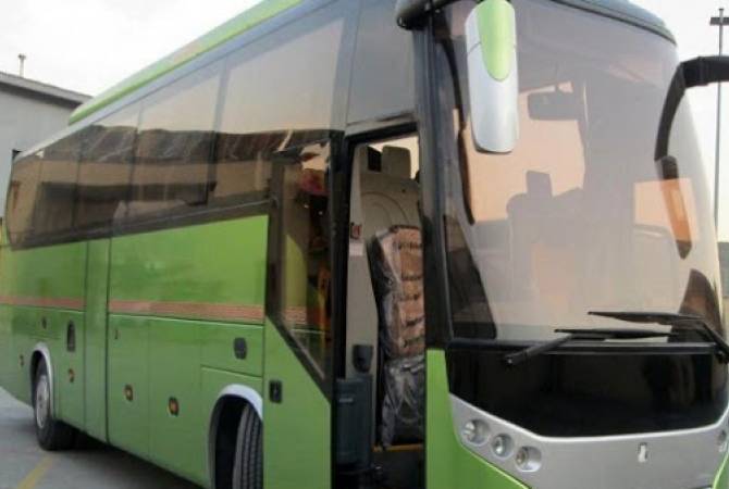 Iranian passenger bus operating Yerevan-Tehran route crashes near Mianeh 