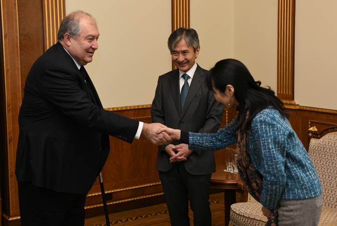 Президент Армении принял посла Японии


