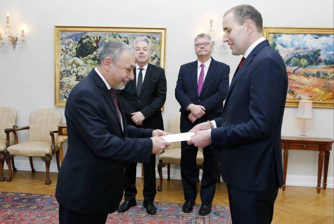 1st Armenian Ambassador to Iceland delivers credentials to President Jóhannesson
