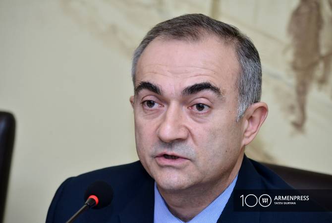  Погосян предвидит информационные атаки Азербаджана на Арцах 
