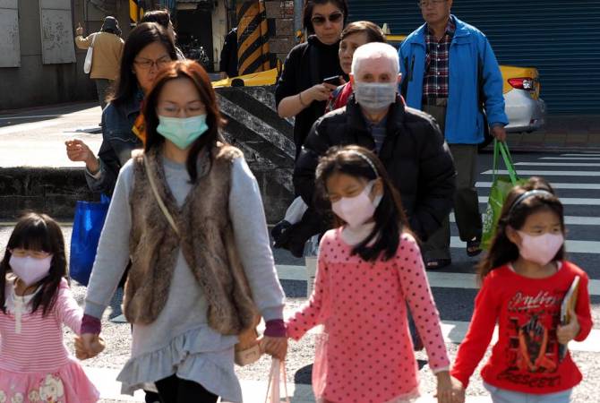 Число зараженных пневмонией иностранцев в Китае возросло до 27
